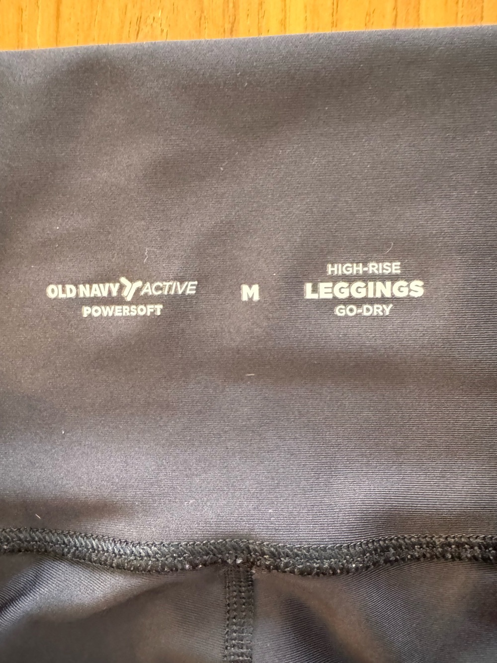 Old Navy Black Active Leggings Women’s Medium High Rise Powersoft Go Dry - Picture 3 of 7